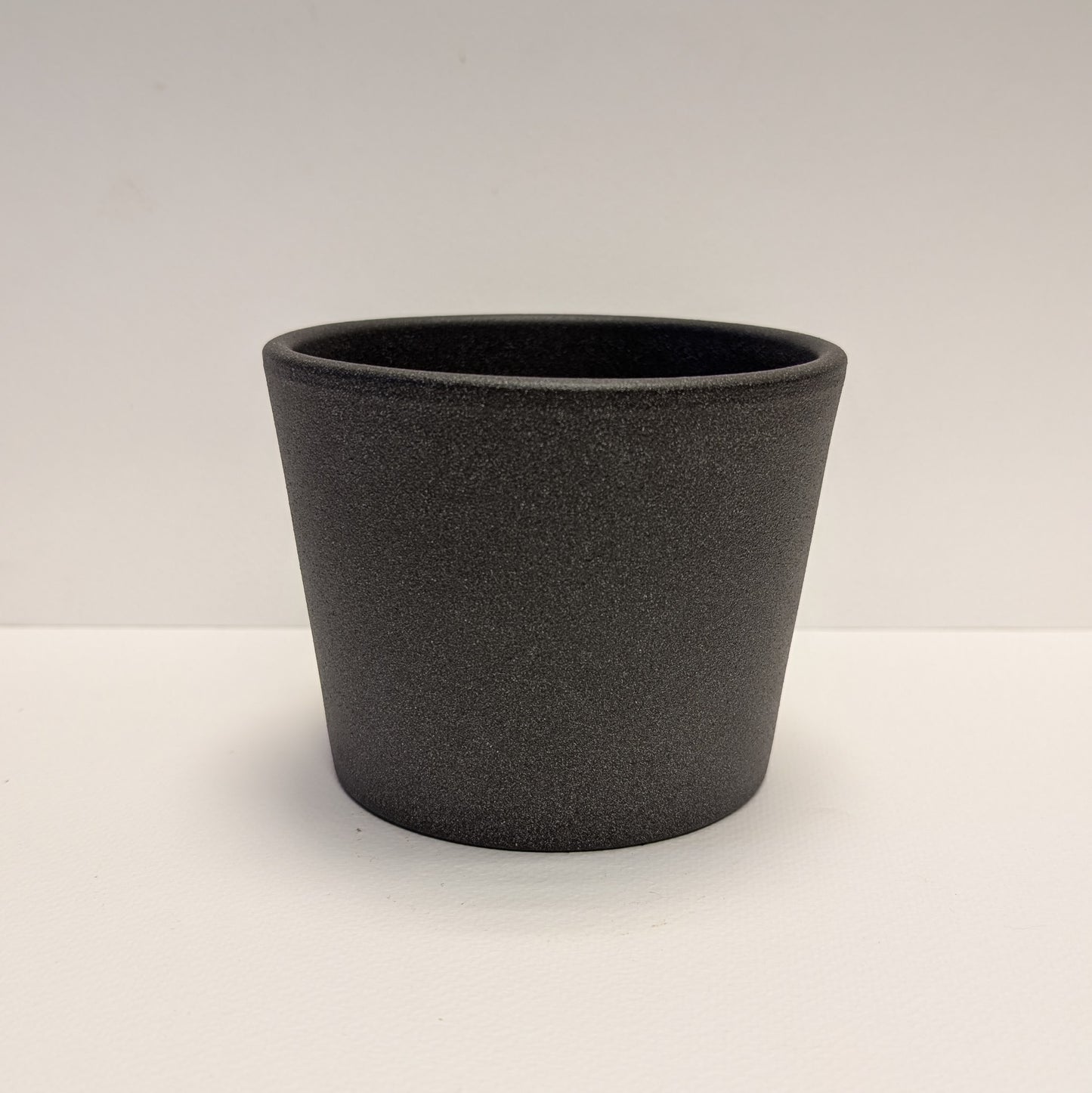 10cm Straight Dark Grey Pot