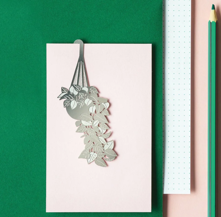 Pothos Bookmark